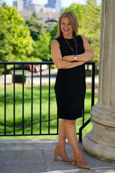 Lynn Pencek posing before her seminar in Philadelphia,Pa.